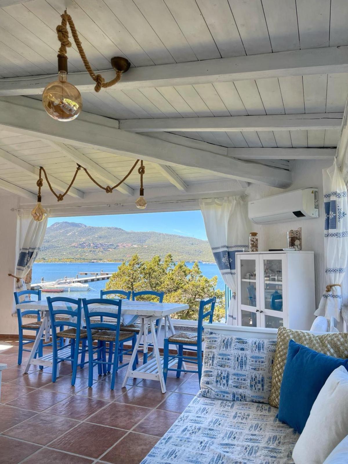 House On The Beach - ポルト・ロトンド エクステリア 写真