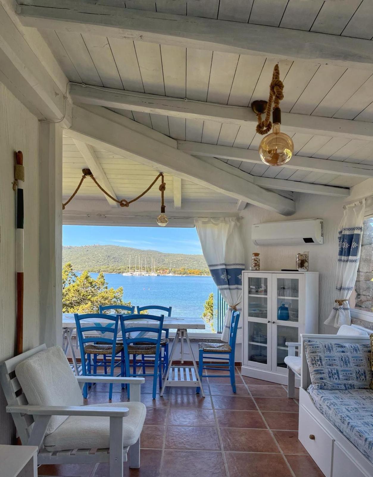 House On The Beach - ポルト・ロトンド エクステリア 写真
